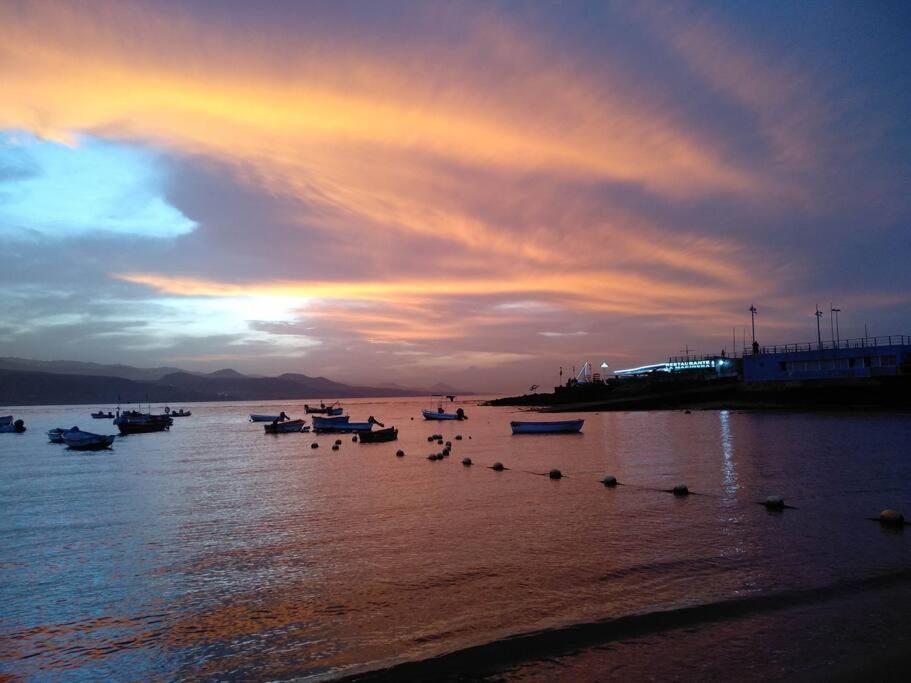 Sunny Apartment Near Las Canteras Beach Las Palmas de Gran Canaria Bagian luar foto